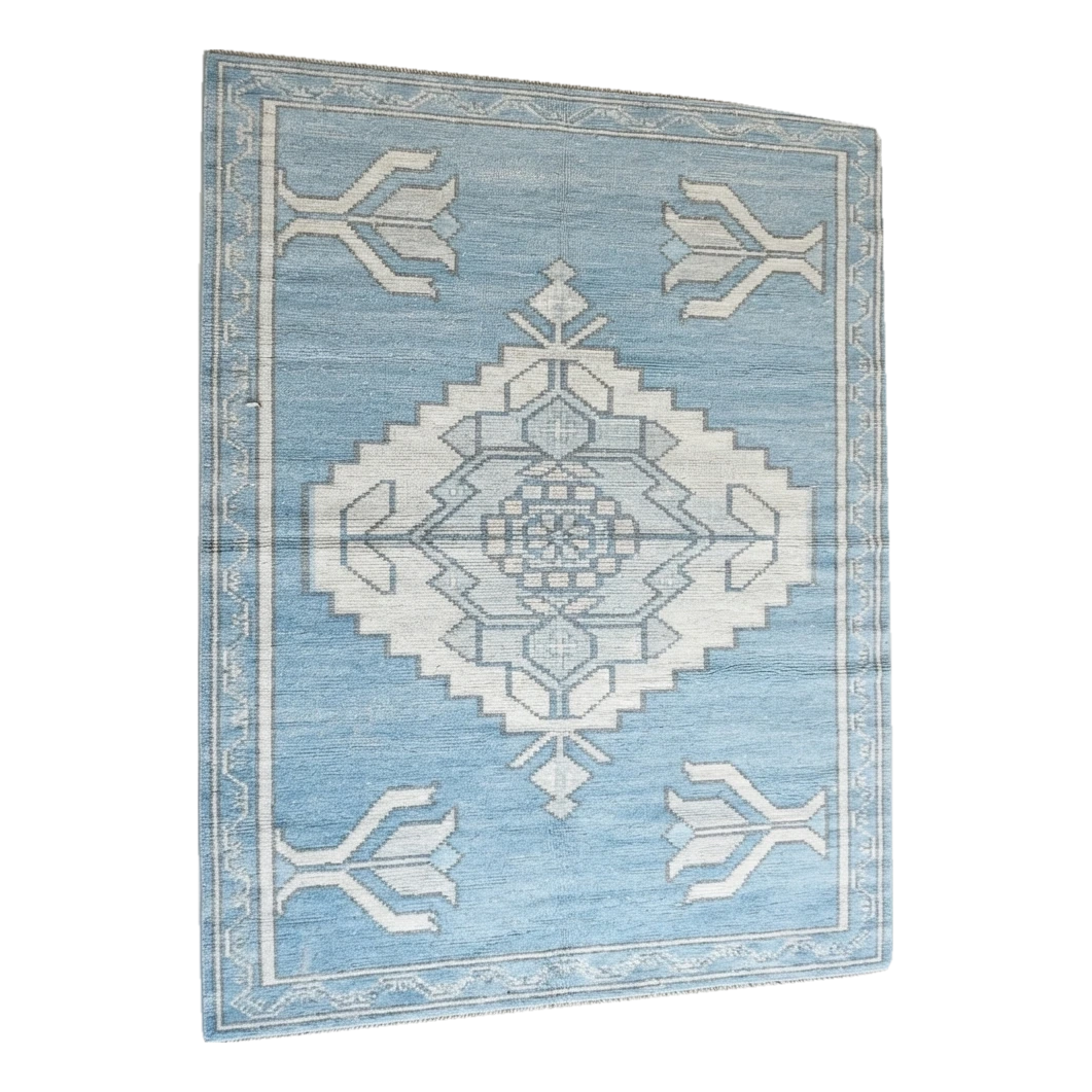 Glacier Tulip Medallion Hand Knotted Rug - alternate view