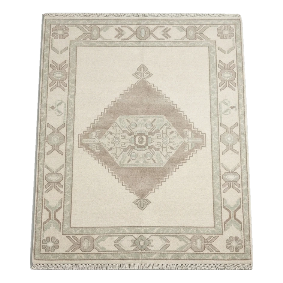 Oatmeal Heirloom Diamond Hand Knotted Rug