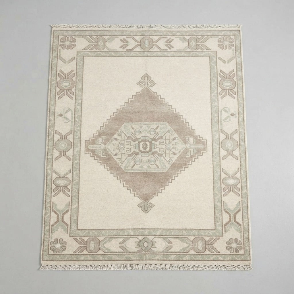 Oatmeal Heirloom Diamond Hand Knotted Rug - studio photo