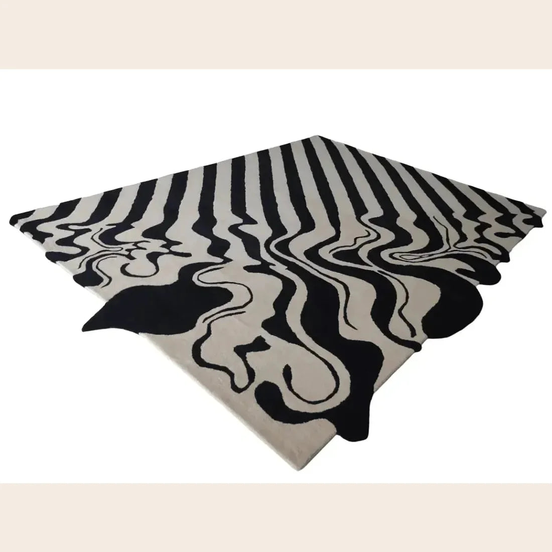 Black and Tan Melting Hand Tufted Wool Rug