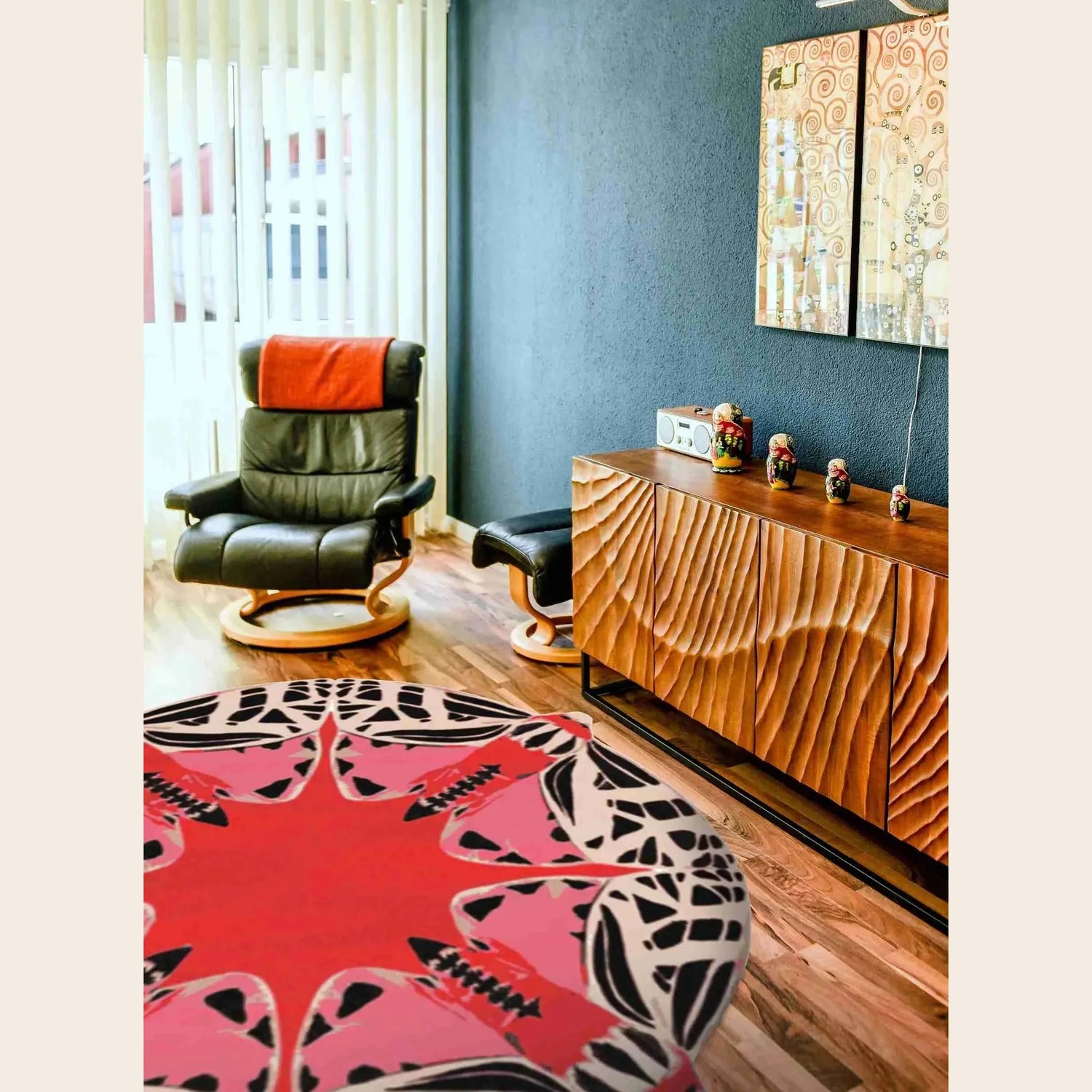 Round Abstract Butterfly Hand Tufted Rug - Red