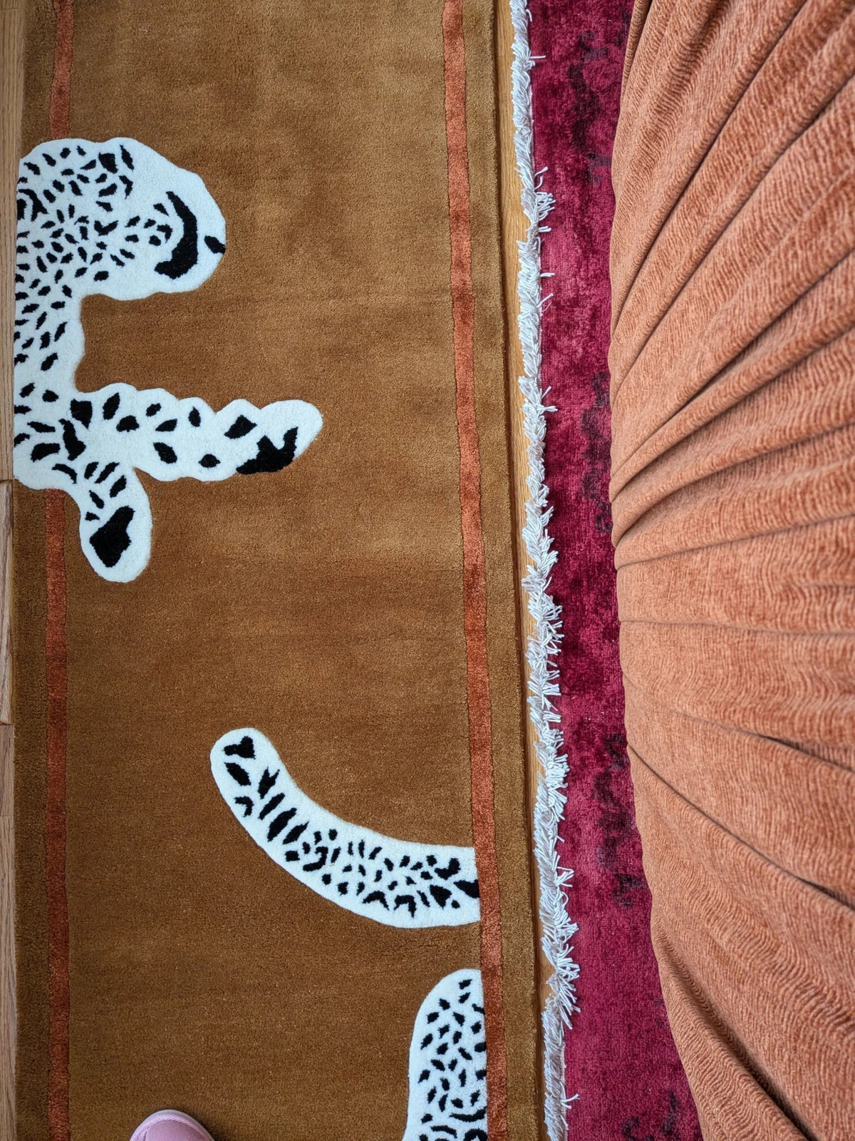 Walking Leopard on Silk Road Hand Tufted Runner Rug - Brown 2' x 6' 12 - 1001 Knots