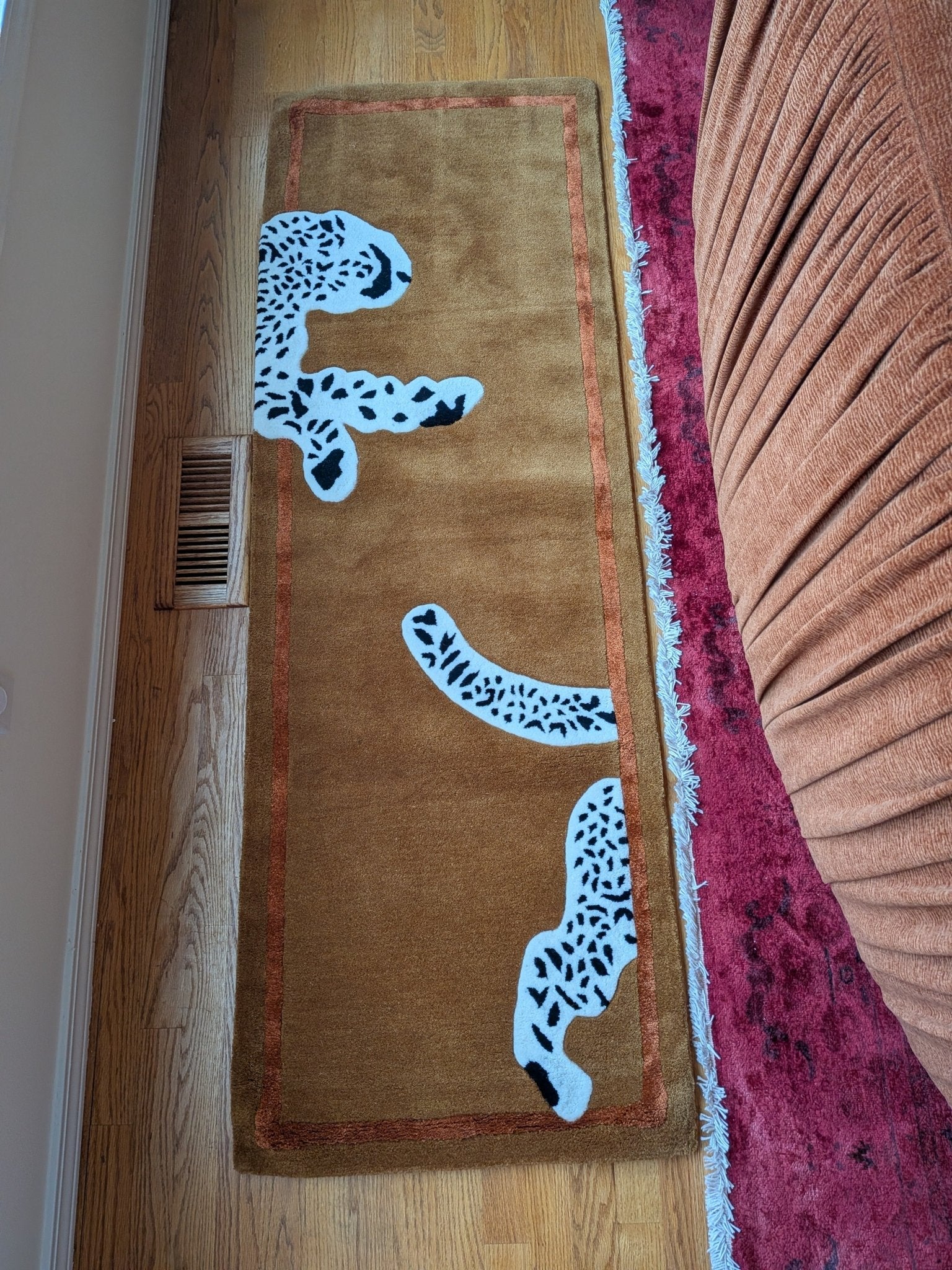 Walking Leopard on Silk Road Hand Tufted Runner Rug - Brown 2' x 6' 6 - 1001 Knots